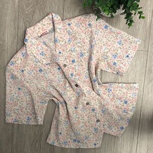 Vintage 1990s Cottagecore Grandmacore Ditsy Floral Casual Button Down Shirt